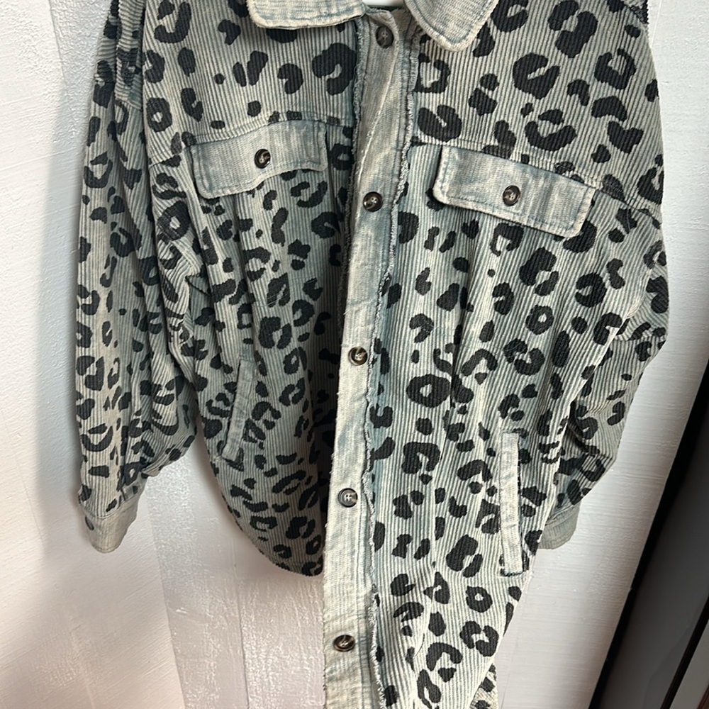 Leopard Shacket - Picture 3 of 4